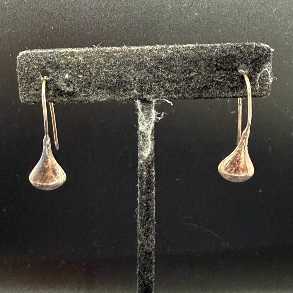 Sterling silver teardrop wire dangle earrings